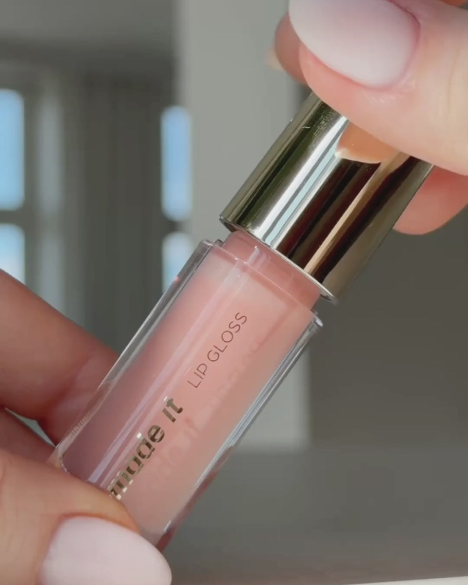 Sandy Nude